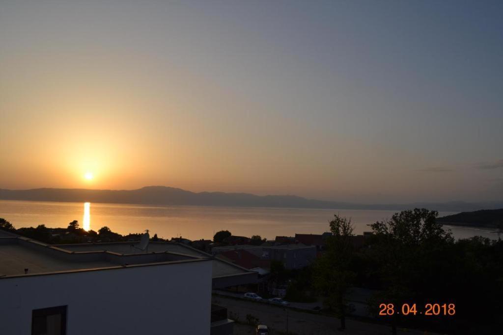 My Paradies - Njivice Penthouse*** Dış mekan fotoğraf
