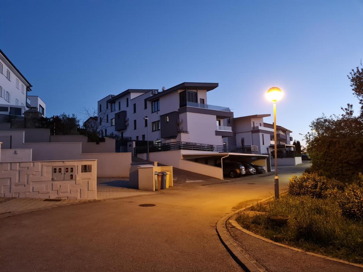My Paradies - Njivice Penthouse*** Dış mekan fotoğraf